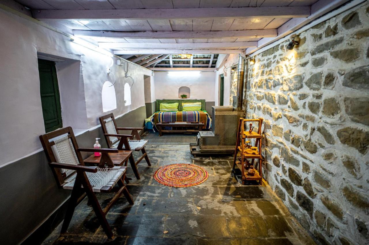 The Olive Hut Villa Bir  Ngoại thất bức ảnh